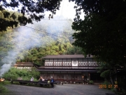 登山出発地点の青木鉱泉