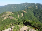 三ノ塔過ぎから塔ノ岳、丹沢眺望